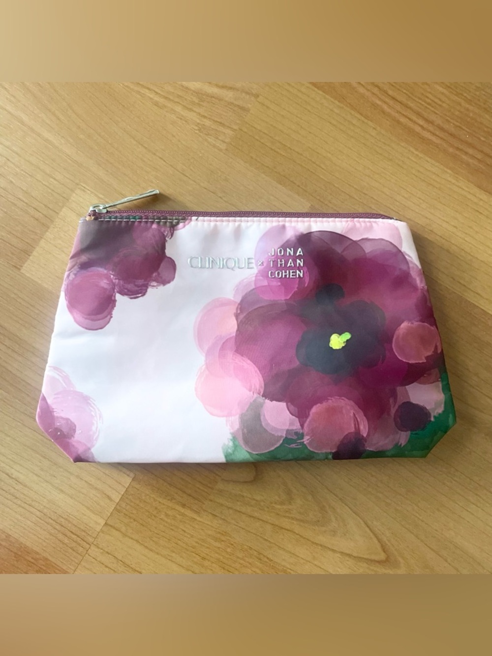 NWOT Jonathan Cohen for Clinique Cosmetic Bag
